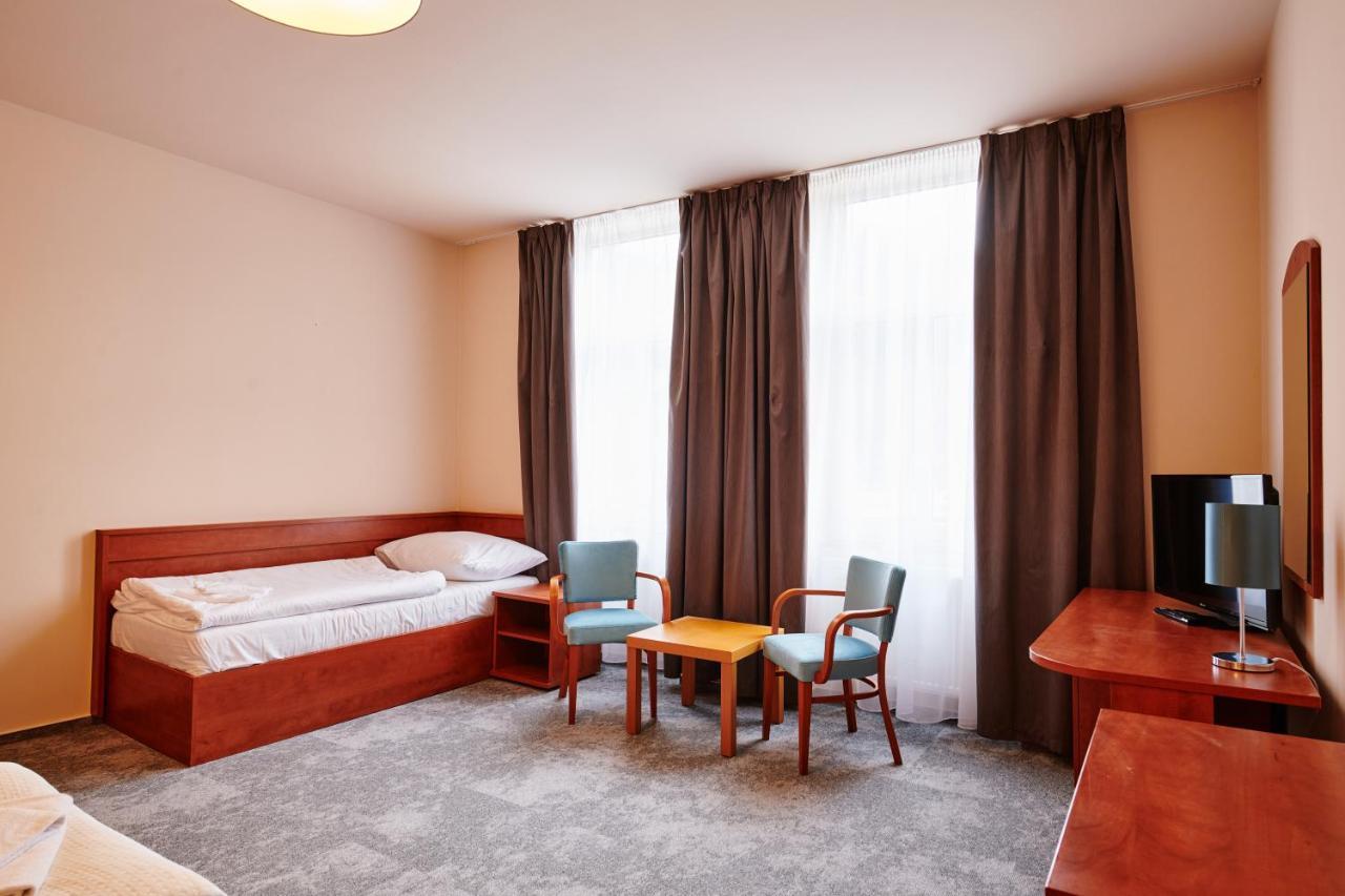 Hotel Terasa Вимперк Экстерьер фото